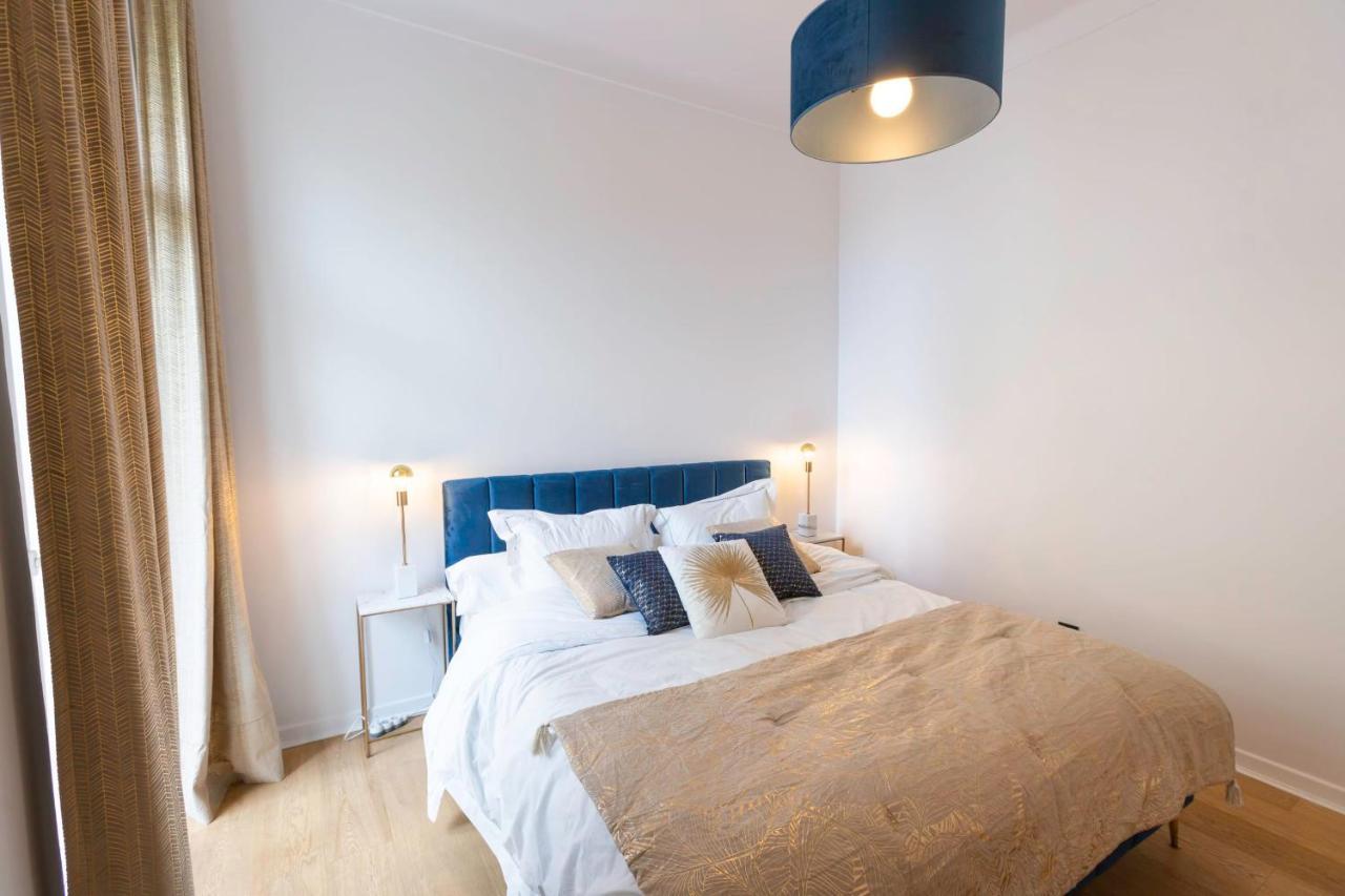 Modern 2-Br Apartment In The Heart Of Cannes Ngoại thất bức ảnh