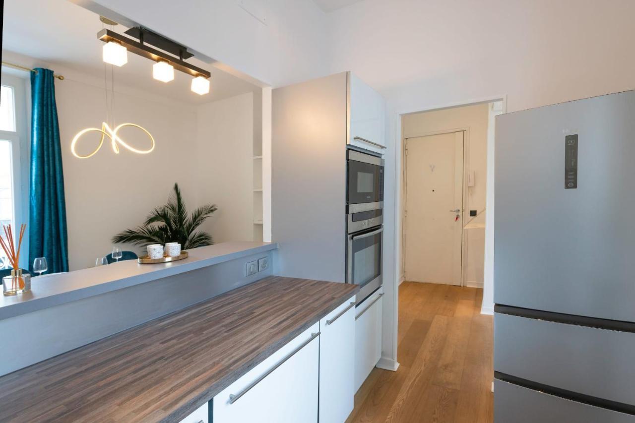 Modern 2-Br Apartment In The Heart Of Cannes Ngoại thất bức ảnh