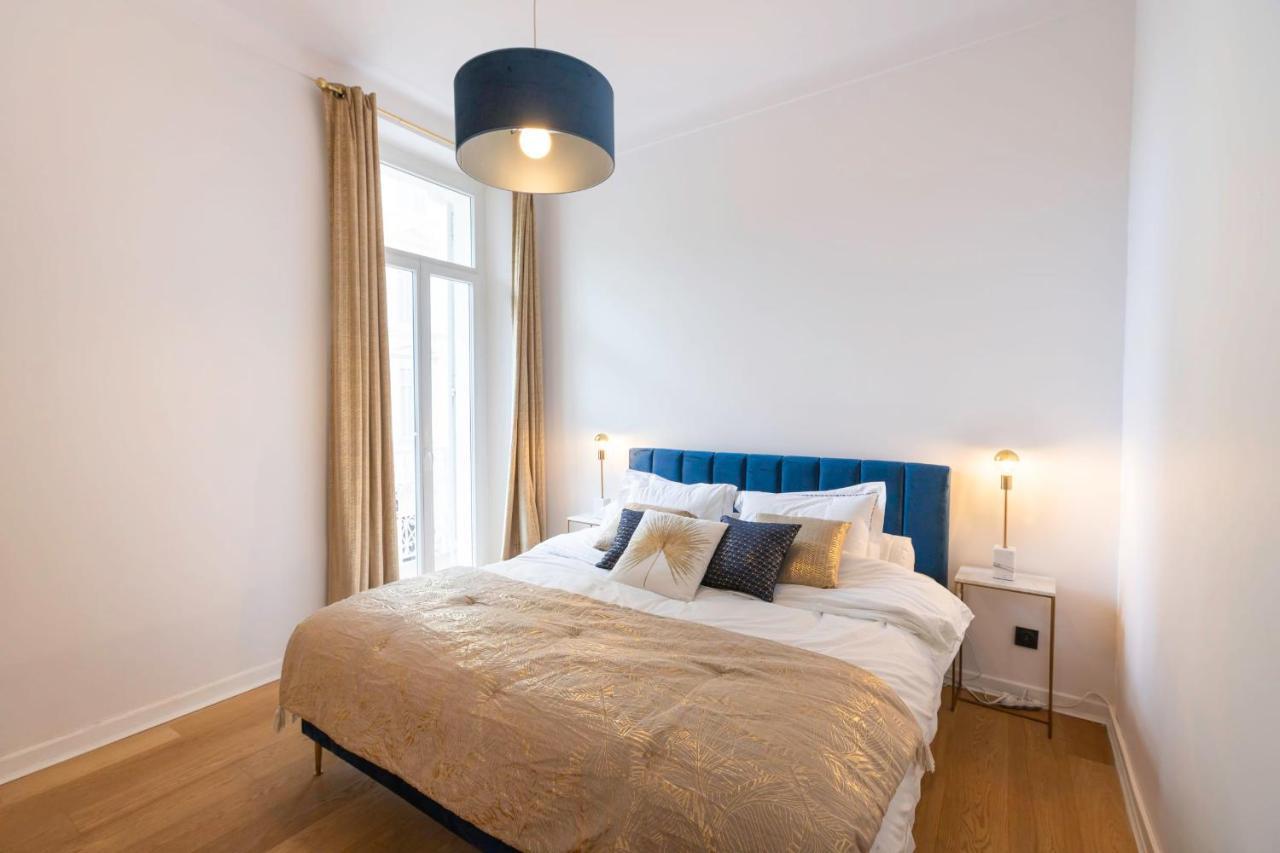 Modern 2-Br Apartment In The Heart Of Cannes Ngoại thất bức ảnh