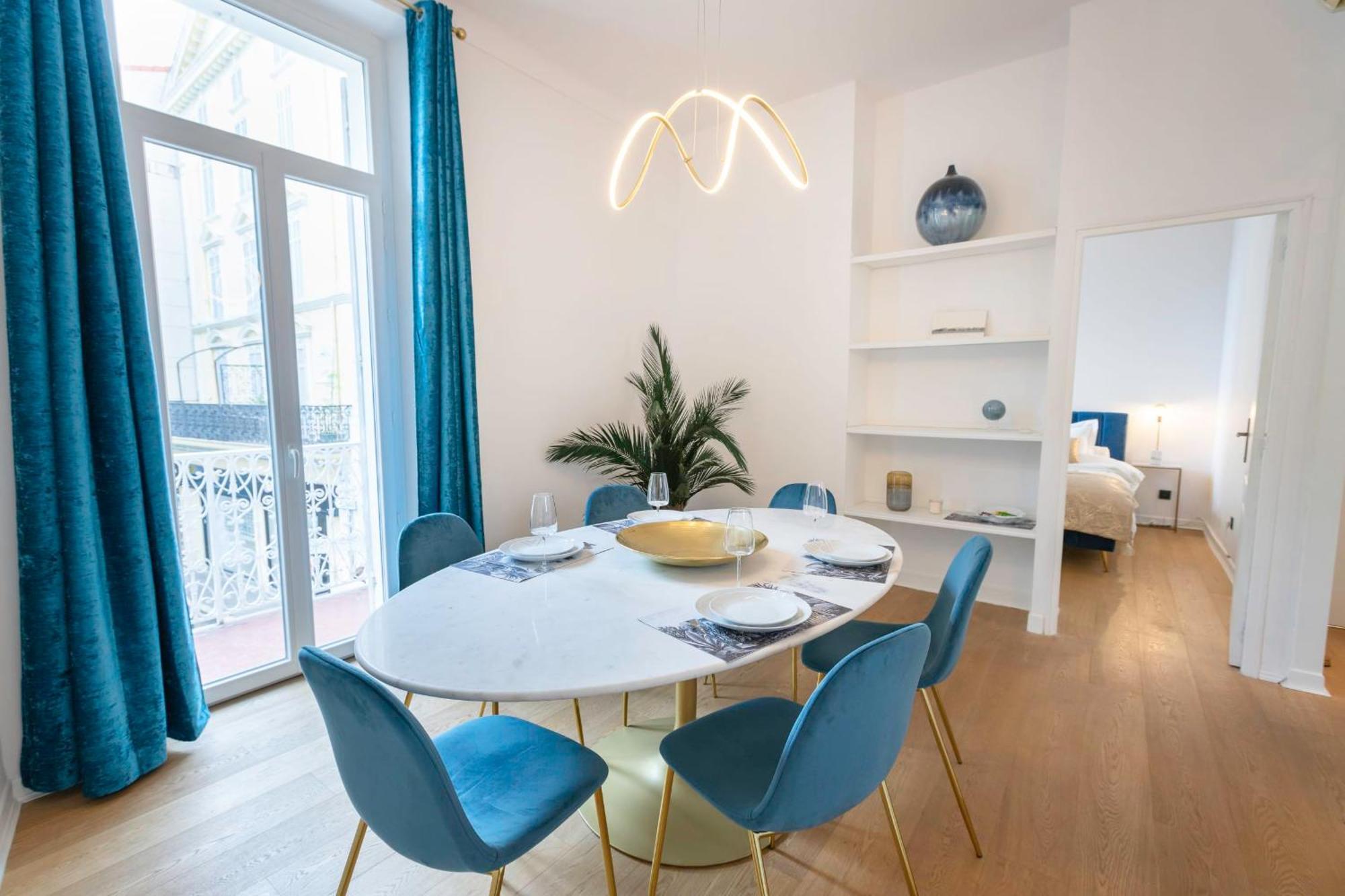 Modern 2-Br Apartment In The Heart Of Cannes Ngoại thất bức ảnh